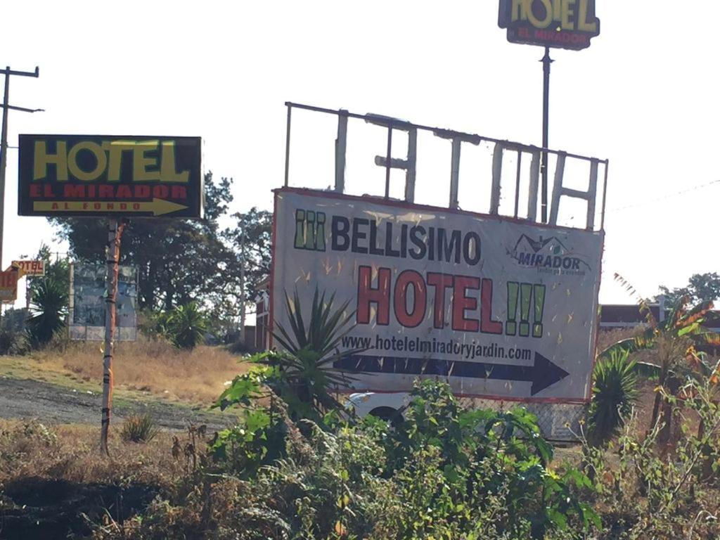 Hotel El Mirador Y Jardin ตลายาคาปาน ภายนอก รูปภาพ